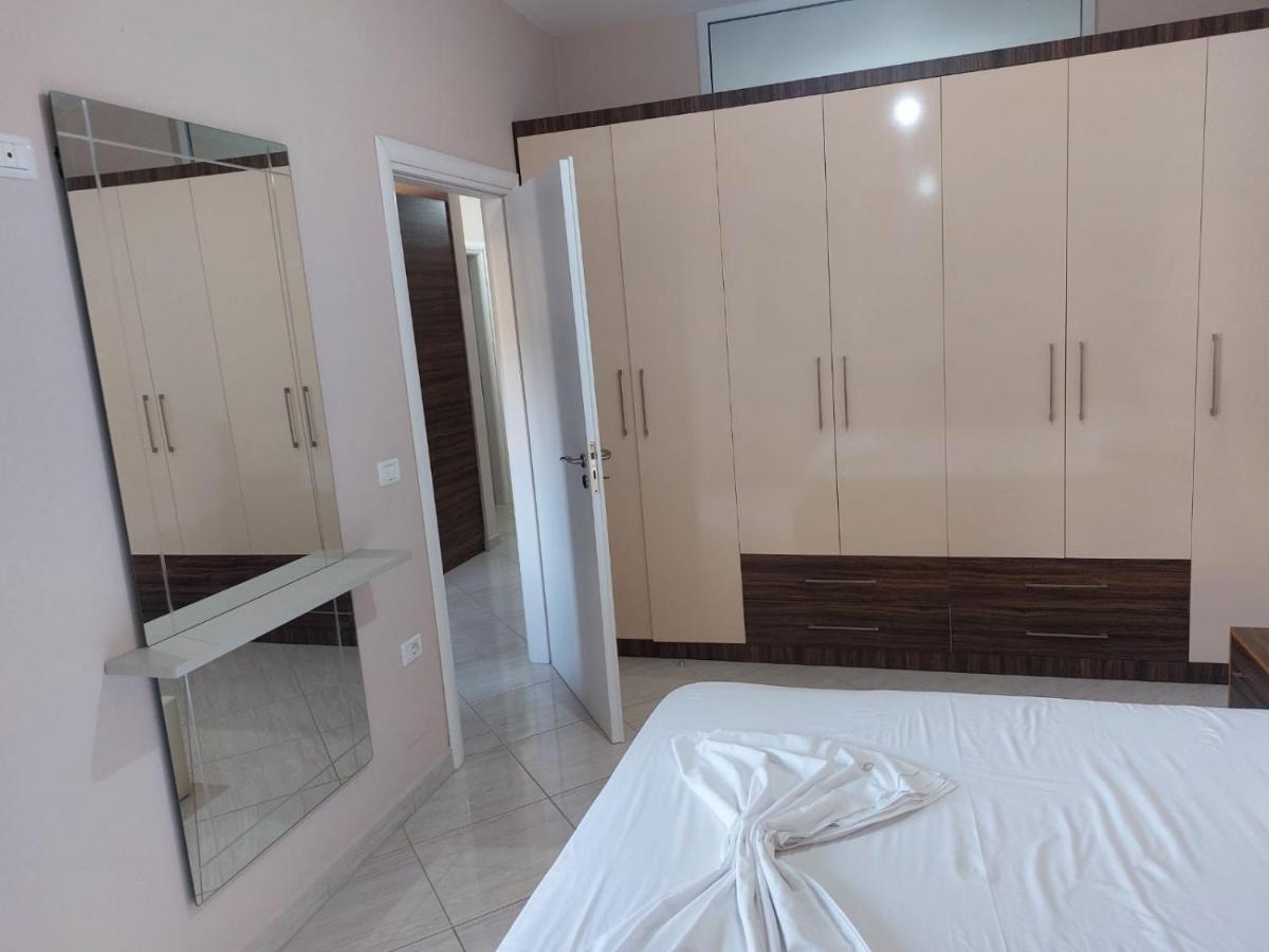 Lungomare 2a Apartament Wlora